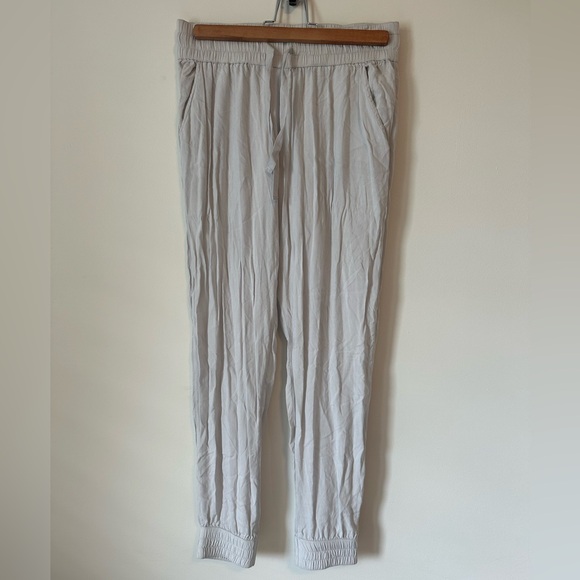 TNA Talula Jogger Trouser - Aritzia - Picture 1 of 3